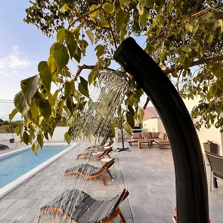 Βίλα Am Donje Biljane